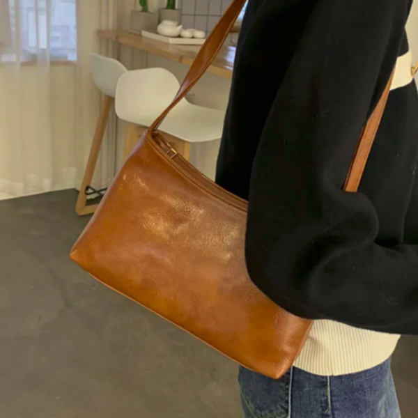 Vegan Leather Classic Simplicty Hobo 2